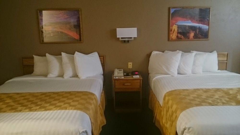 Inn At The Canyons مونتيسلو المظهر الخارجي الصورة