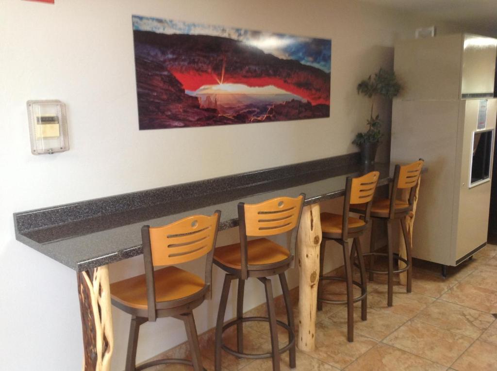 Inn At The Canyons مونتيسلو المظهر الخارجي الصورة